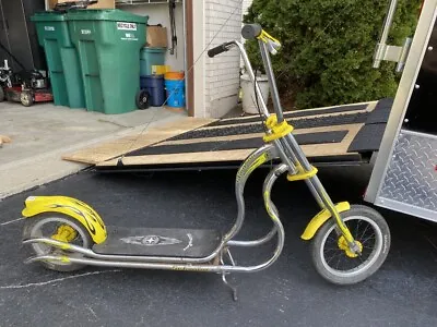 Vintage Yellow Schwinn Stingray Scooter COMPLETE Chopper Tires Decals Forks • $399.99