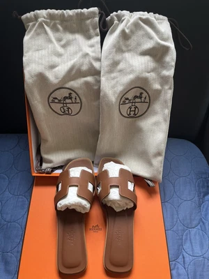 $850 • Buy 100% Authentic Hermes Oran Sandals Size 34 Perfect Excellent Condition.