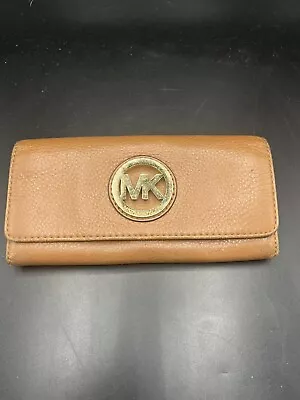 Michael Kors MK Women's Fulton Flap Continental Leather Wallet Brown • $24.99