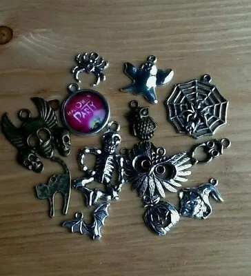 £2.99 • Buy 14 Mixed Halloween Charms Pendants Beads Toppers Jewelry Craft Sewing Samhain 