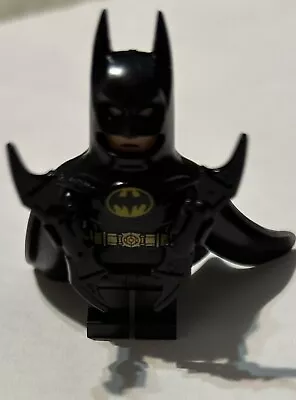 LEGO Batman W/ 2 Bat-a-rangs Mini Fig 30653 1992 New Minifigure SUPER HEROES • $9.32