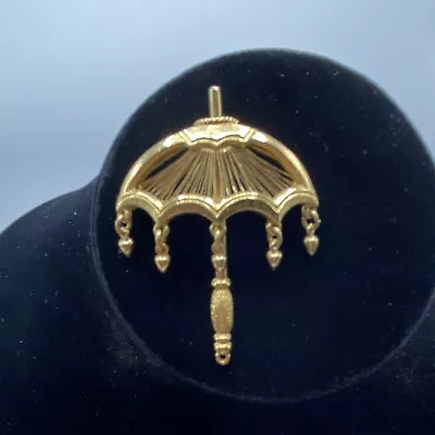 Vintage Wire Gold Tone Monet Signed Dangle Umbrella Brooch Pin • $17.95