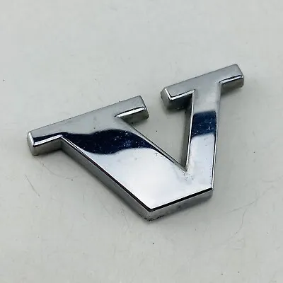 2001-2007 Volvo V70 Emblem Logo Letter Badge Gate Hatch Rear Chrome E89V-2 • $10