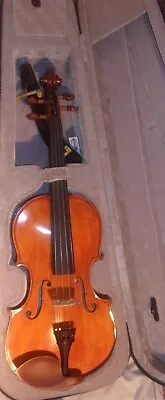 $349.99 • Buy Vivo Prelude Viola 15 Inches With Case In Very Good Condition