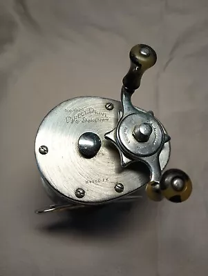 Vintage Shakespeare Direct Drive Number 1924 Fishing Reel Model FK • $5