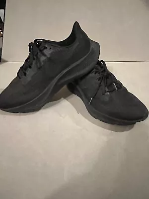 Nike Air Zoom Pegasus 37 Triple Black Running Shoes Mens Size 11 BQ9646-005 • $19.99