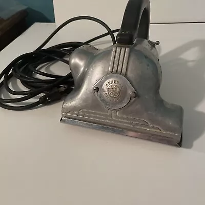 Vintage General Electric Hand Held Vacuum AV-40 • $39.99