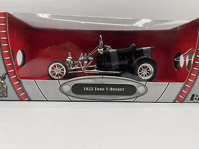 1:18 Road Signature 1923 Ford T-bucket-ertl-yat Ming Hotwheels-maisto • $23