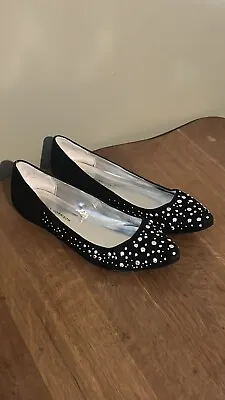 Sigerson Morrison Flats With Silver Studs Women’s Size 8 • $9.99