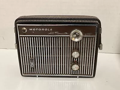 Motorola - All Transistor Radio - XC1N Vintage AM Radio - FOR PARTS • $16.99