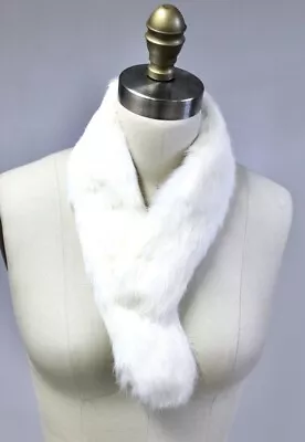 VTG  Rabbit Fur Neck Scarf Stole White/Ivory Full Body Pelt Clip 28   • $34