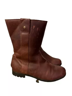 UGG Australian  Burroughs Boot Waterproof Sheepskin Leather Womens Size 8.5 • $55