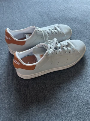 $30 • Buy Adidas Stan Smith Size US7