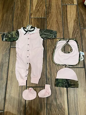 Pink Mossy Oak Camo Preemie Baby Outfit Beanie Booties And Bib • $22.99