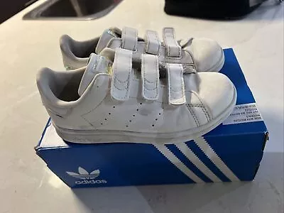 Adidas Stan Smith White Girls Size US1 • $15