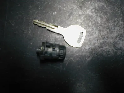$15 • Buy 1991-2000 Acura Nsx Key And Door Lock Cylinder Fits Drivers Door