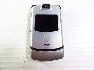 Motorola RAZR V3m - Silver (Verizon) Cellular Phone (No Battery Or Cap) As Is • $9.99