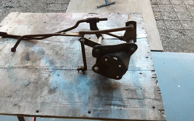 $100 • Buy Lc Torana 3 Spd Gearbox Linkages