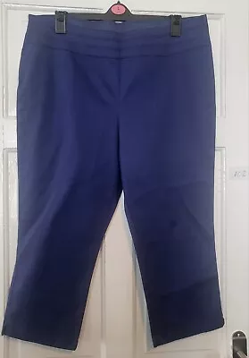 Womens Ladies Waist Is 38 ...3/4 Three Quarter Cropped Trousers-Pants • £4