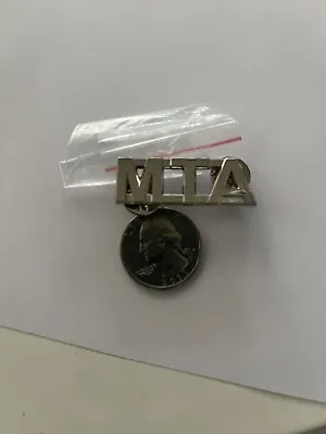 New MTA NYCT Colar Pin.Silver  Tone • $6.82