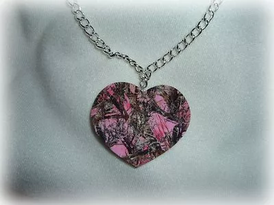 Mossy Oak Breakup Real Tree Camo Heart Pendant Necklace Redneck Camouflage Pink • $18.40