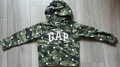 Baby Gap Camo With Hearts Zip Hoodie Size 5T With Gap Logo • $10