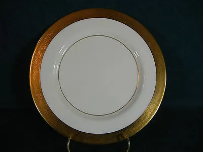 Mikasa Harrow Pattern A1-129 Heavy Gold Salad Plate(s) • $12.95