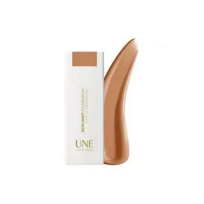 UNE Skin-Matt Foundation - M13 • £5.99