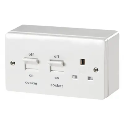 £20 • Buy MK LOGIC PLUS 45a DP SURFACE MOUNTED COOKER SWITCH & SOCKET K5040, NEW & BOXED