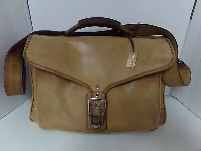 Vintage COACH 1980s Men's Tan Distressed Genuine Leather Briefcase • $85