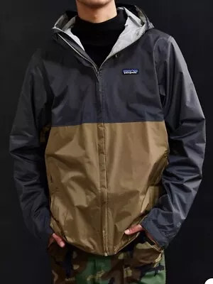 Patagonia Torrentshell Colorblock Full Zip Boys Jacket Size XLarge • $50