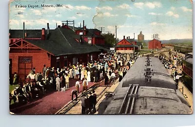 Postcard Missouri Monett Frisco Railroad Depot Large Crowd • $14.99