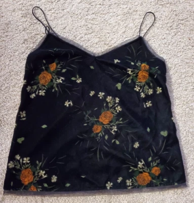 $9 • Buy Zara Basic Spaghetti Strap Tank Top Size XS Black Velvet Floral Embroidered Top