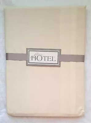 Luxury Hotel Montrouge Tablecloth 100% Cotton 60 X84  Oblong Ivory New • $29.99