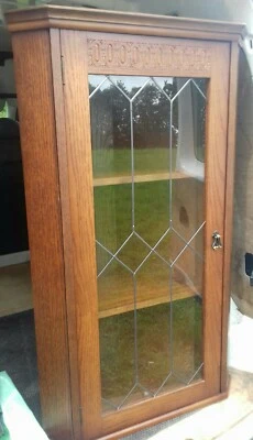£75 • Buy  Vintage Corner Display Cabinet*Ideal For *Ornaments*Models*Trophies*Medals*