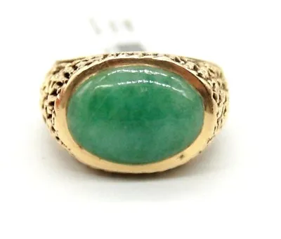 STUNNING VINTAGE MEN`S 14K YELLOW GOLD NATURAL OVAL JADE RING.SIZE 8  10.2gr • $1495