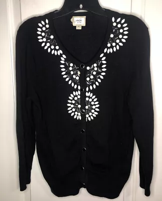 Eci New York Women's Cardigan Sweater Size M Black W White Beadwork 3/4 Sleeves • $19.99