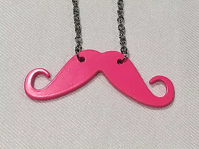 New Vintage Retro Style Pink Handel Bar Mustache Hip Pendant Necklace Party • $7.99