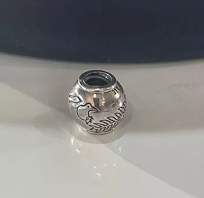 $78 • Buy ~ Genuine Authentic Pandora Retired New Zealand Kiwi Fern Charm Item 791363.
