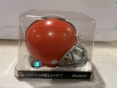 NOS. Riddell Cleveland Browns Throwback Mini Helmet With Gray Face Mask • $39.99