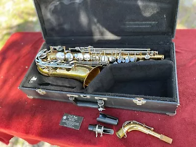 Vito Alto Saxophone Japan. Professionally Serviced Adjusted And Tested. • $395