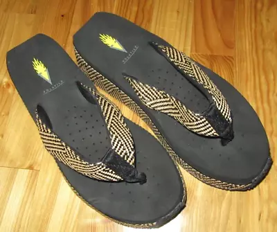 Volatile Black/Tan Womens Textile Flip Flops Sandals New No Box CUTE • $40.99