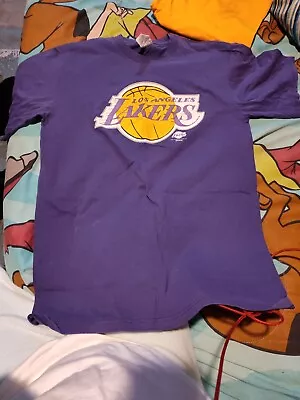 Vintage Lee Sport Los Angeles Lakers T-shirt Size Medium • $30