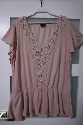 City Chic Misty Pink V Neck Lace Trim Flutter Sleeve Top Size XL • $14