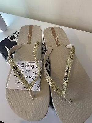 Ipanema Lolita Glitter Flip Flops - Ivory - Size Uk 6 New Boxed • £15