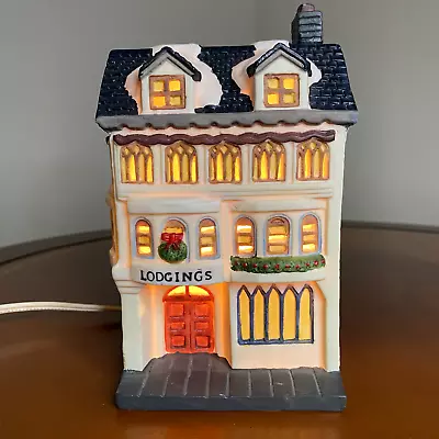 VTG 1994 Christmas On Mainstreet Lit Vintage Village Lodgings House Porcelain • $24.99