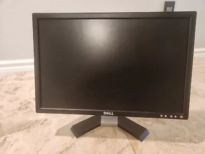 Dell E207WFPc Black 20 In Widescreen Flat Panel LCD Monitor • $38