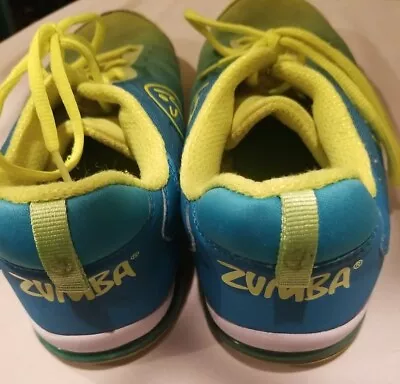 WOMENS Zumba Z-Kickz Women Workout Fitness Green Shoes Sneakers Size 9 Vgc • £10.49