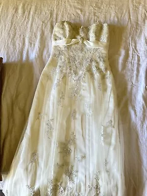 Beautiful Maggie Sottero Wedding Dress Size 12 Altered • $500