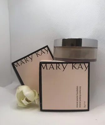 Mary Kay Mineral Powder Foundation 8g/02Oz & Brush • $10